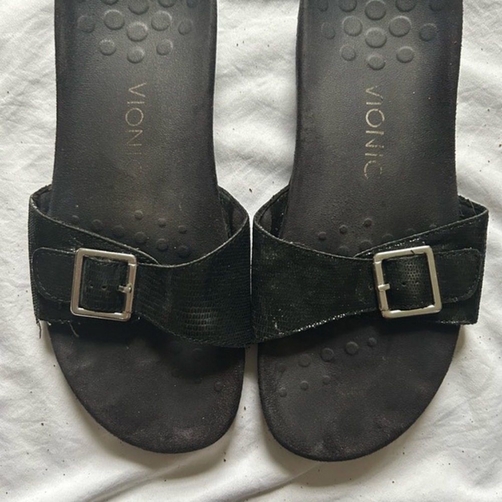 Vionic Black Slide Sandals with Contoured Footbed